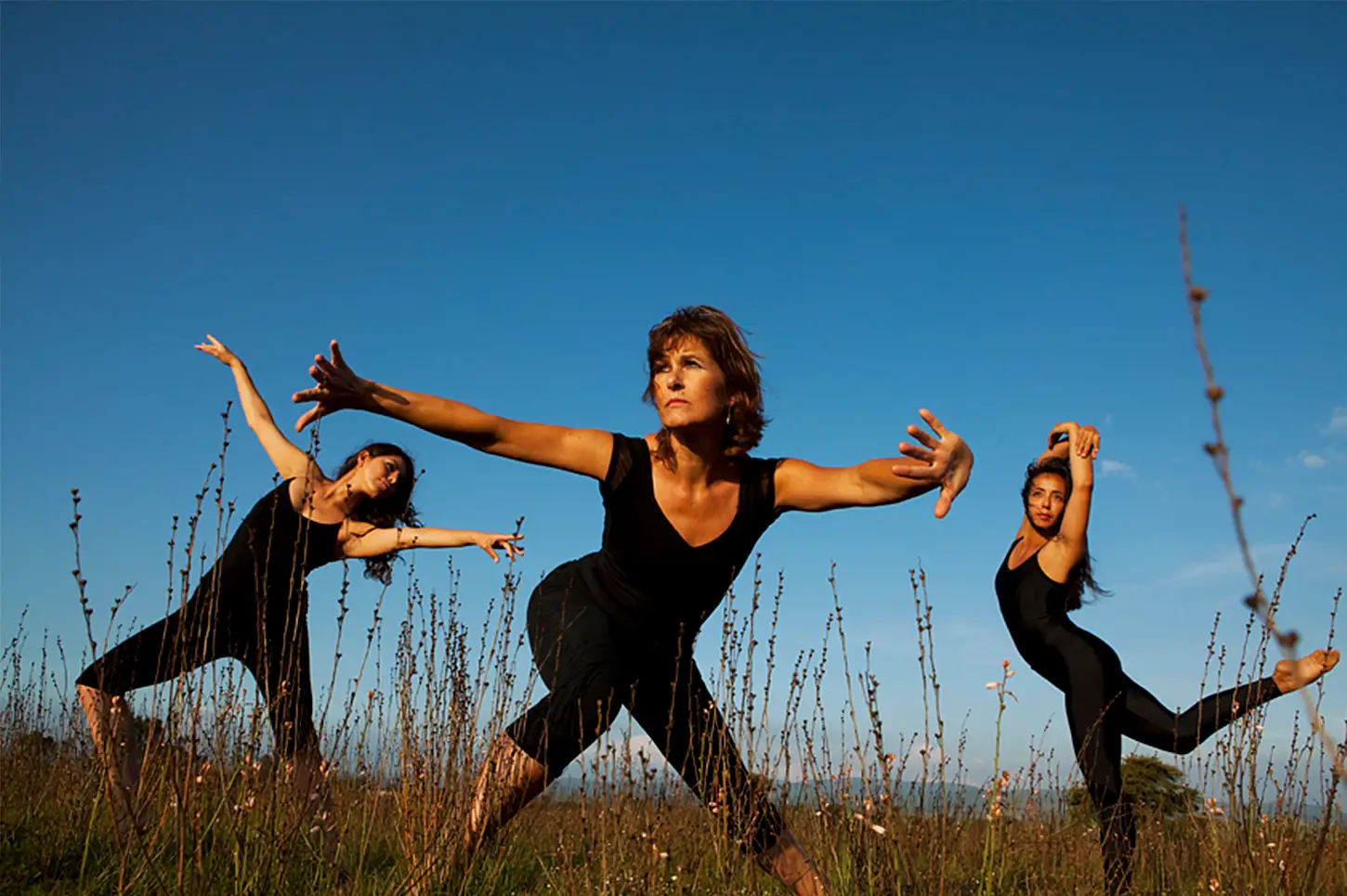 Doris van Bebber, Tänzerin, Choreographin und GYROTONIC®-Trainerin, Freiburg im Breisgau. Das Bild zeigt einen Moment einer Tanzperformance in Mexiko.